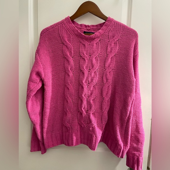 American Eagle Outfitters Sweaters - Pink American Eagle Sweater